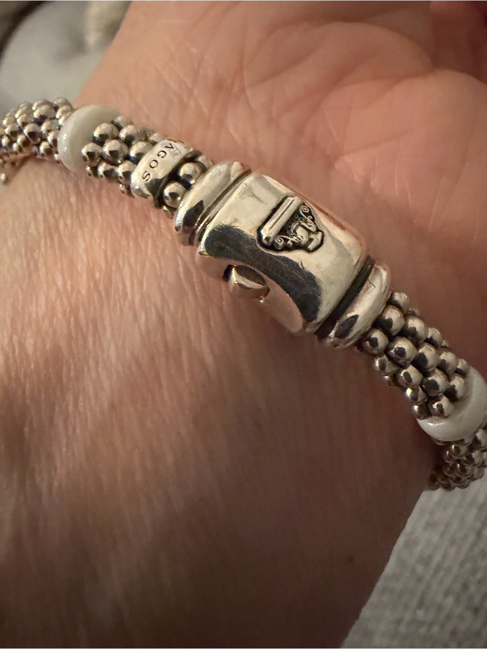 Lagos White Ceramic Station Caviar Bracelet | 6mm - Picture 2 of 4